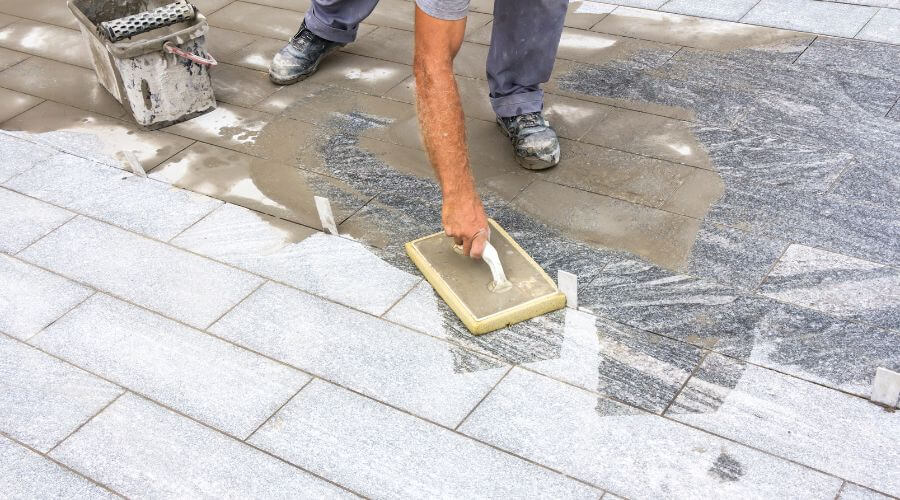 Expert flood damage restoration services in Valier, IL